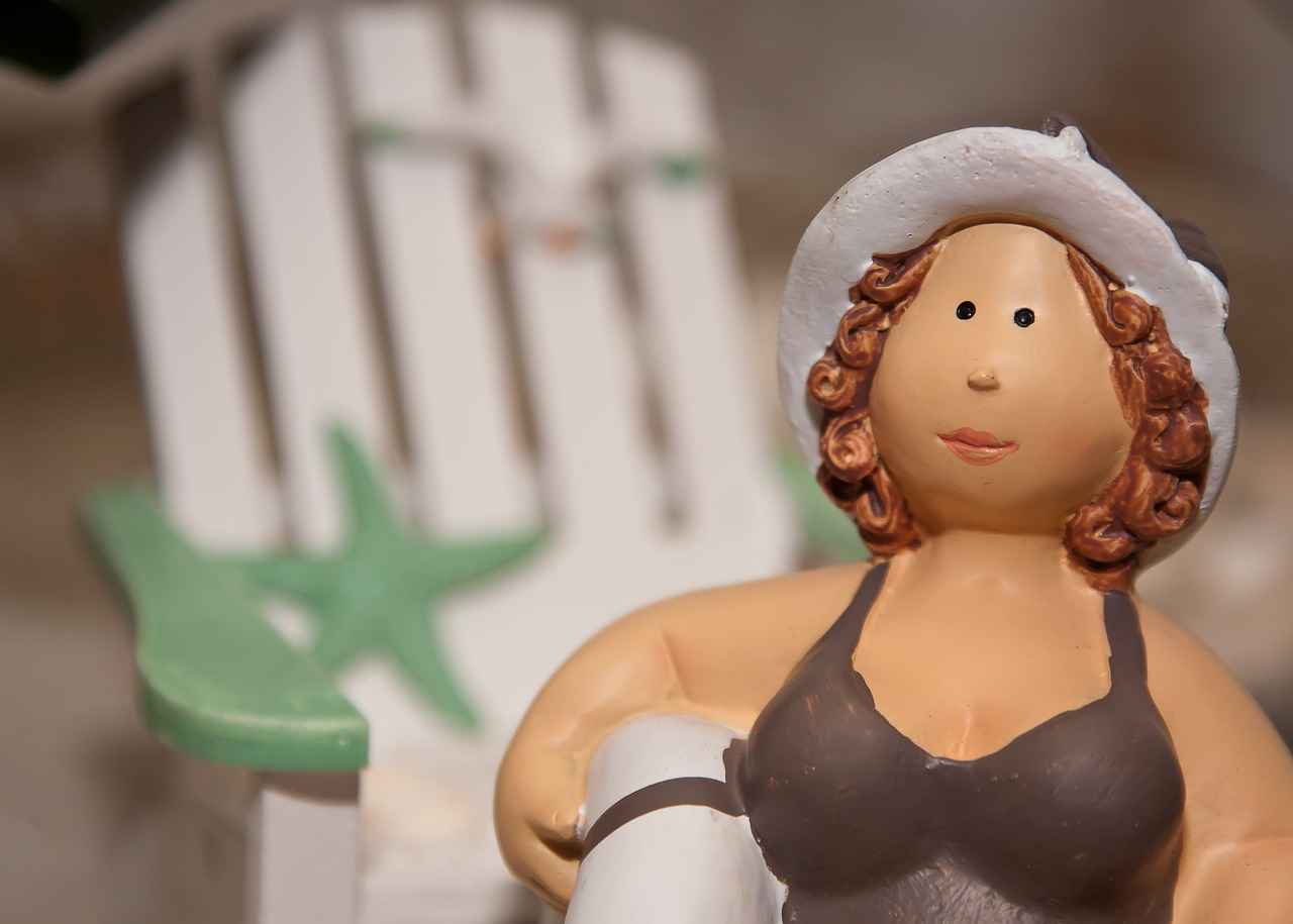 Emma Stone Height: How Tall Is She Compared to Other Celebrities? 4 How Does Emma Stone's Height Affect Her Roles?