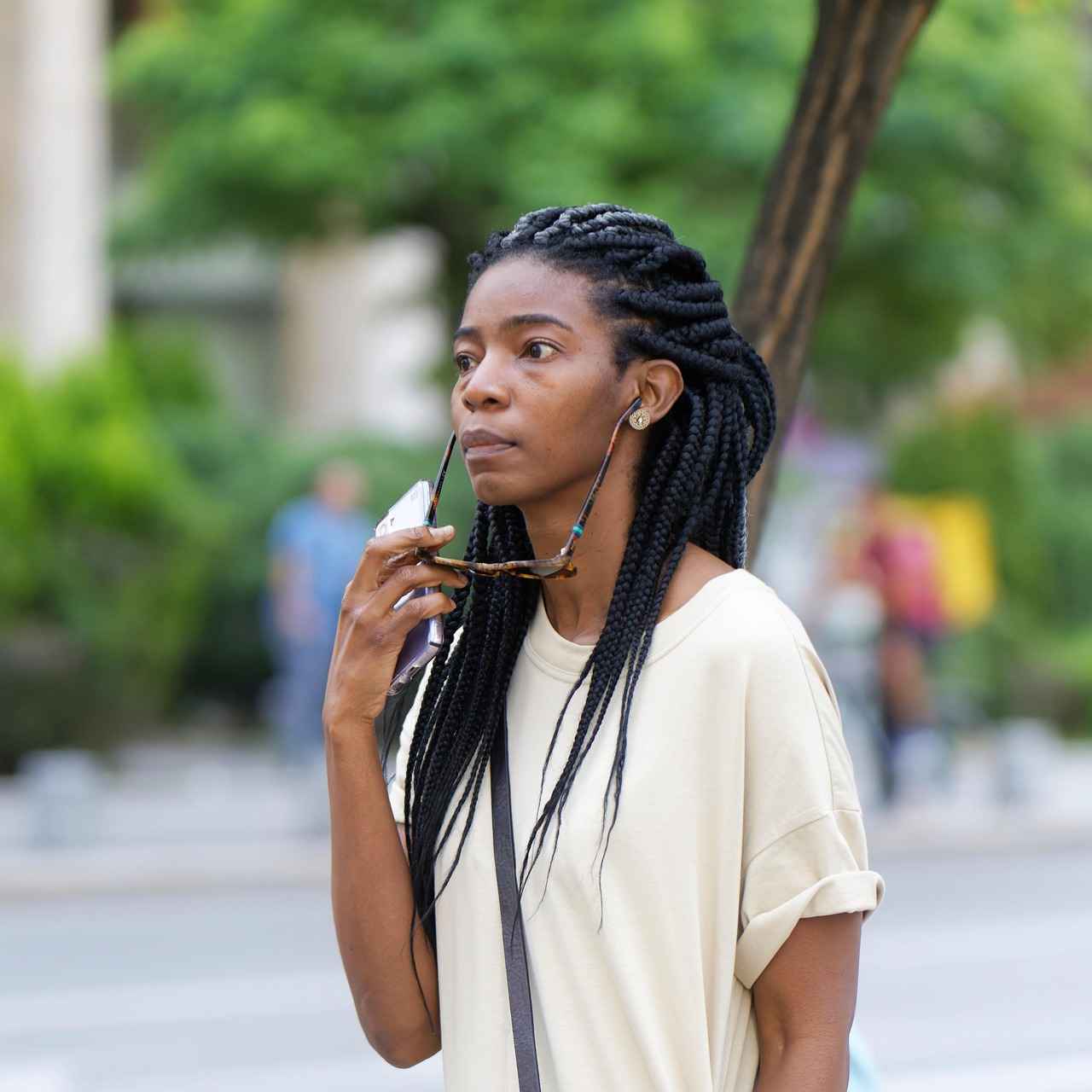 Emma Stone Pixie Cut: How She Rocked the Bold Hair Transformation 3 How to Style a Pixie Cut Like Emma Stone?