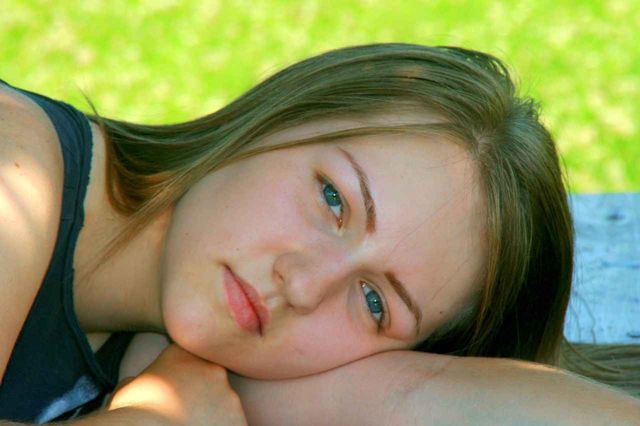 Emma Stone with Blonde Hair: How She Perfected the Classic Look 1 Emma Stone with Blonde Hair: How She Perfected the Classic Look